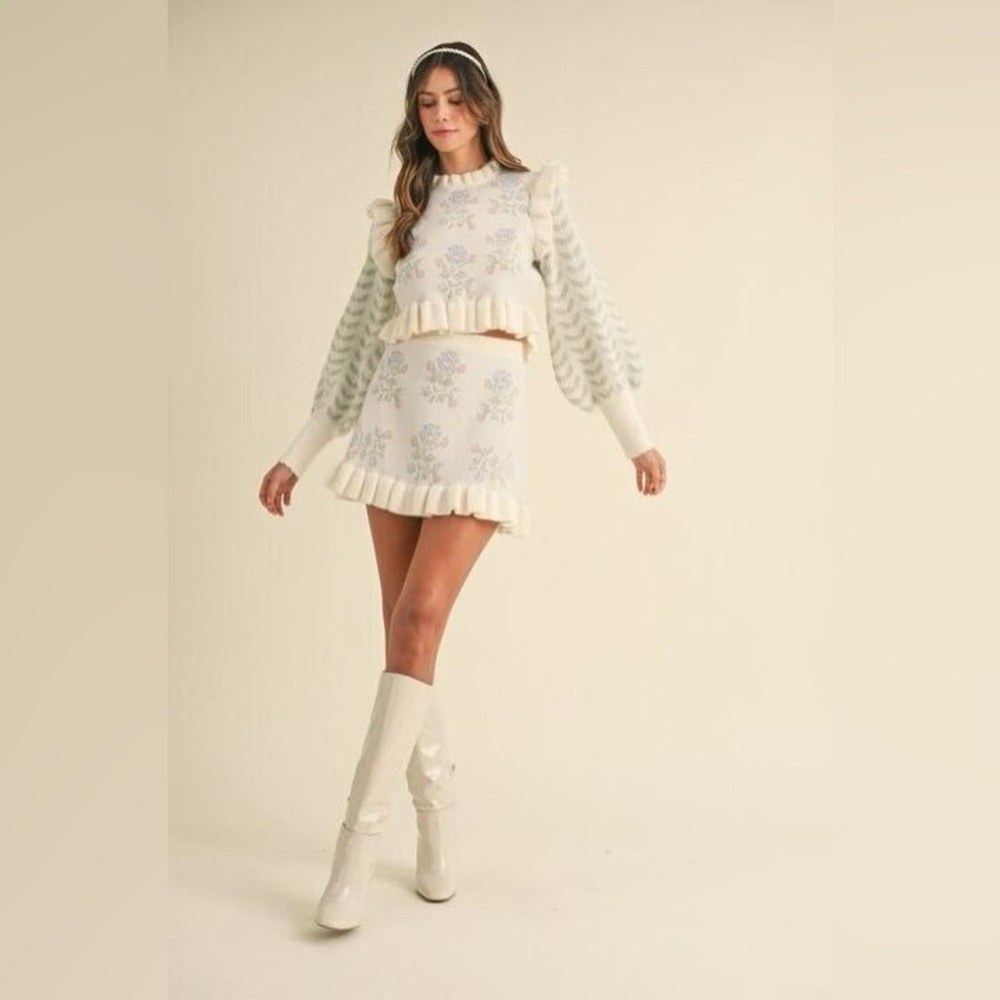 🆕🤍Mable Sweater Skirt - Picture 3 of 7
